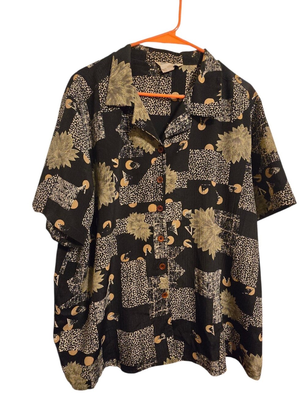 🔥CLEAROUT ADD 3 FIRE LISTINGS FOR 50% OFF🔥Vintage | Abstract 90s Button Down
